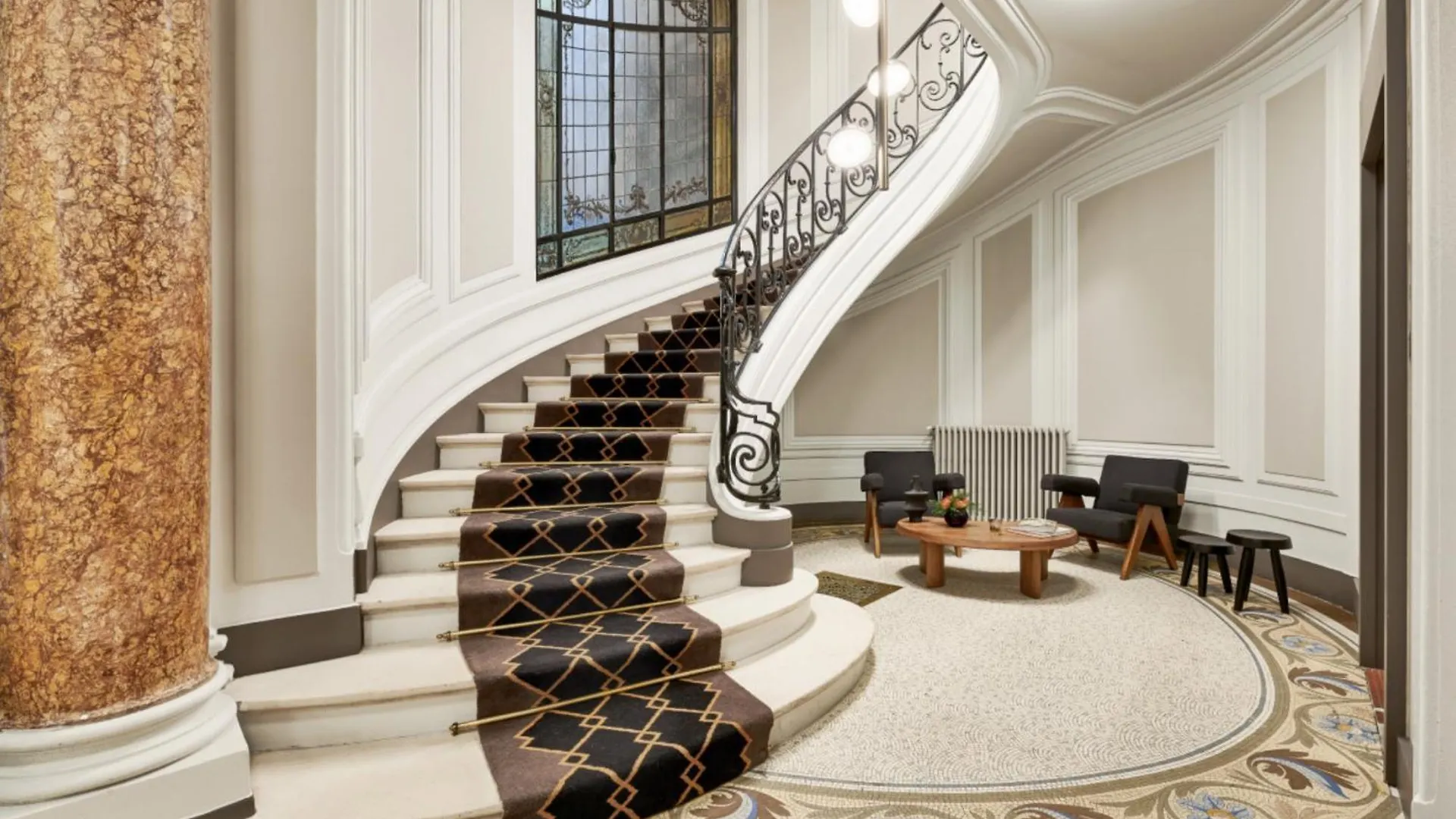 Luxueux Appartement Familial 5 Bd, Parc Monceau Paris France